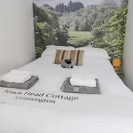 Town Head * سكيبتون